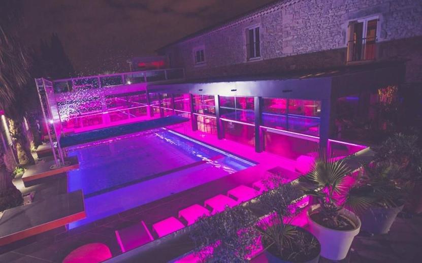 Mas La Farelle Gite, Fitness & Salle De Jeux Gratuite & Spa En Supplement Nîmes Exteriér fotografie
