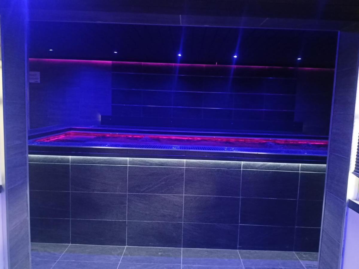 Mas La Farelle Gite, Fitness & Salle De Jeux Gratuite & Spa En Supplement Nîmes Exteriér fotografie